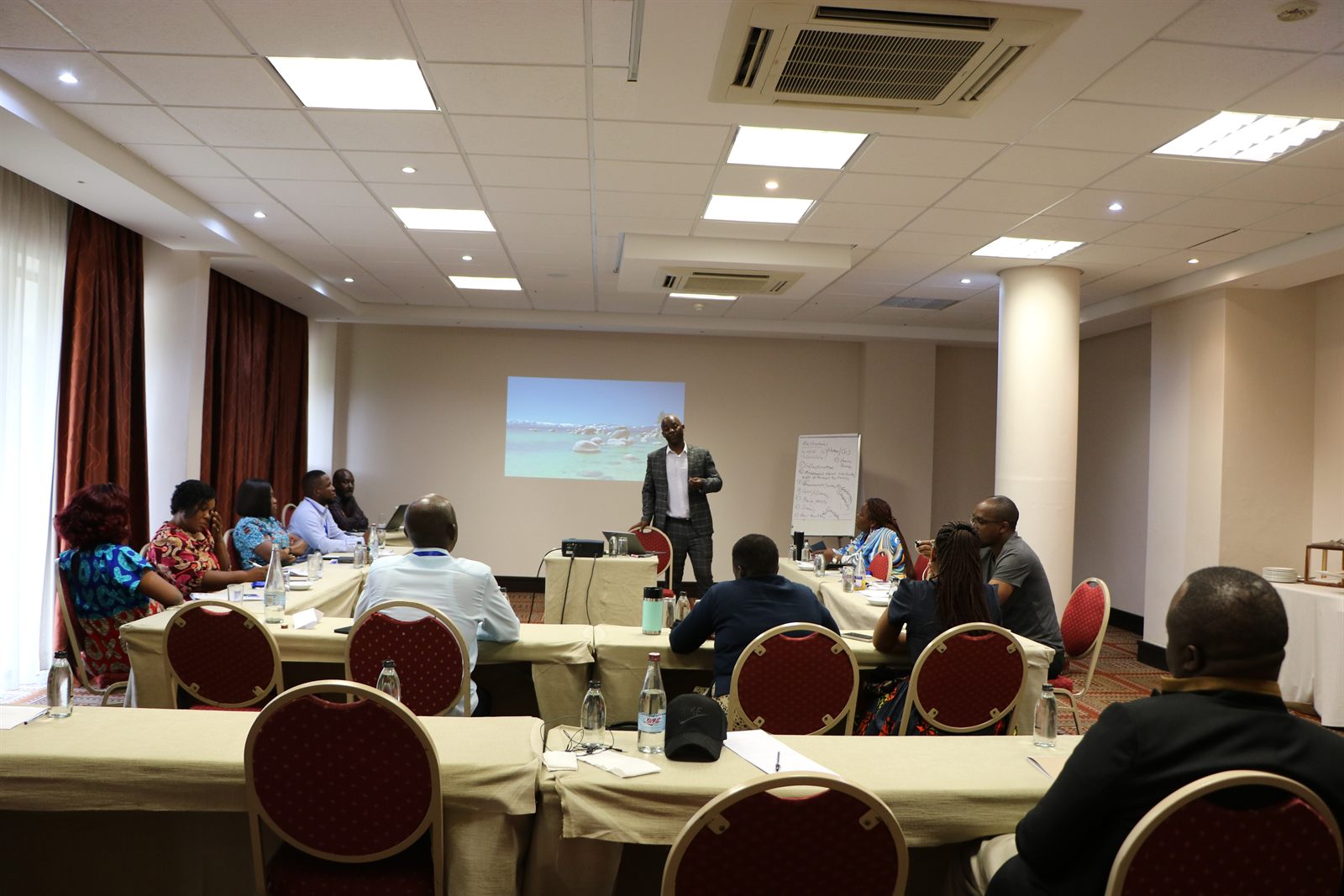 Expert Data Solutions training session